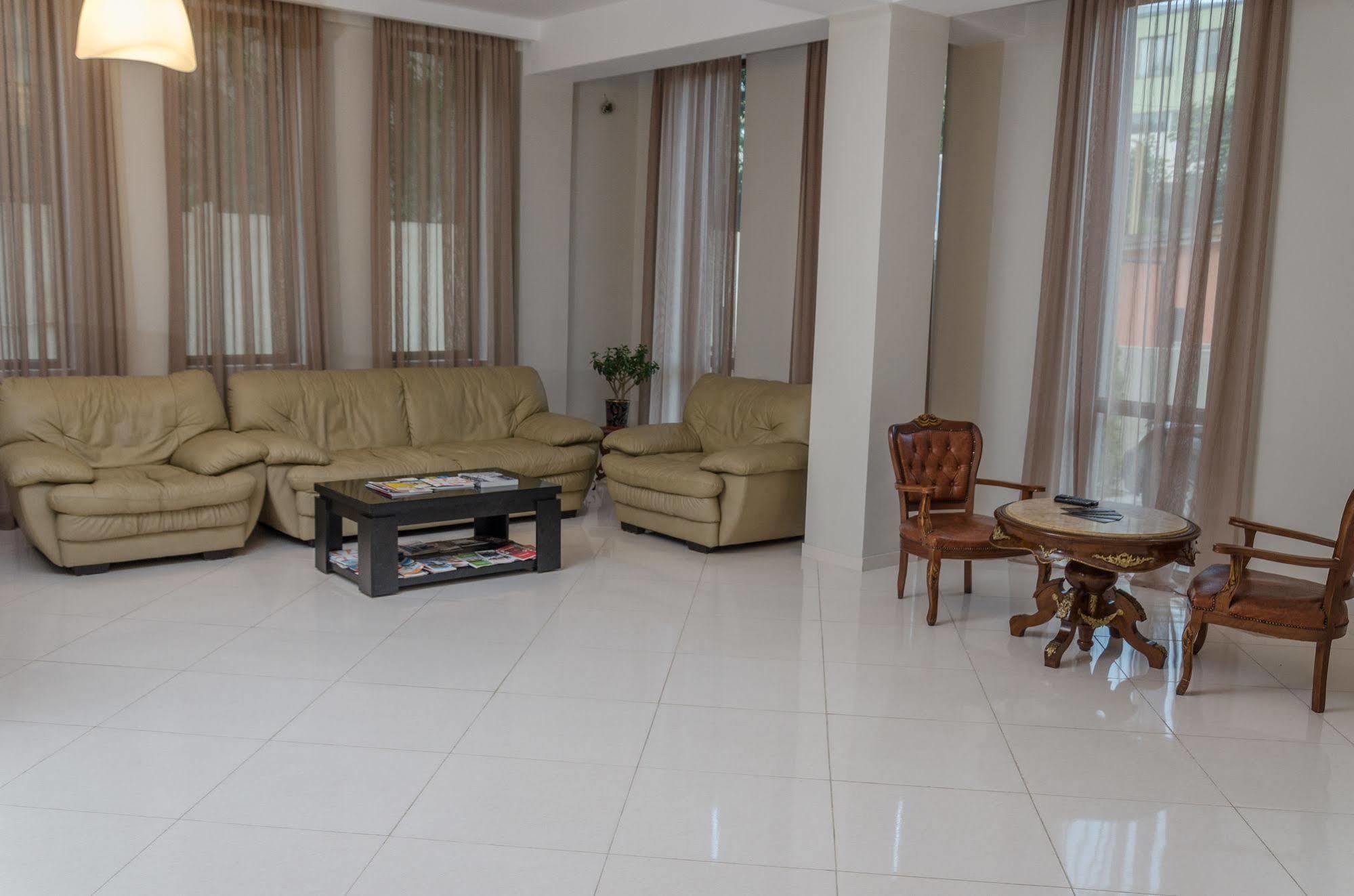 Big Bay Hotel Tbilisi Zewnętrze zdjęcie