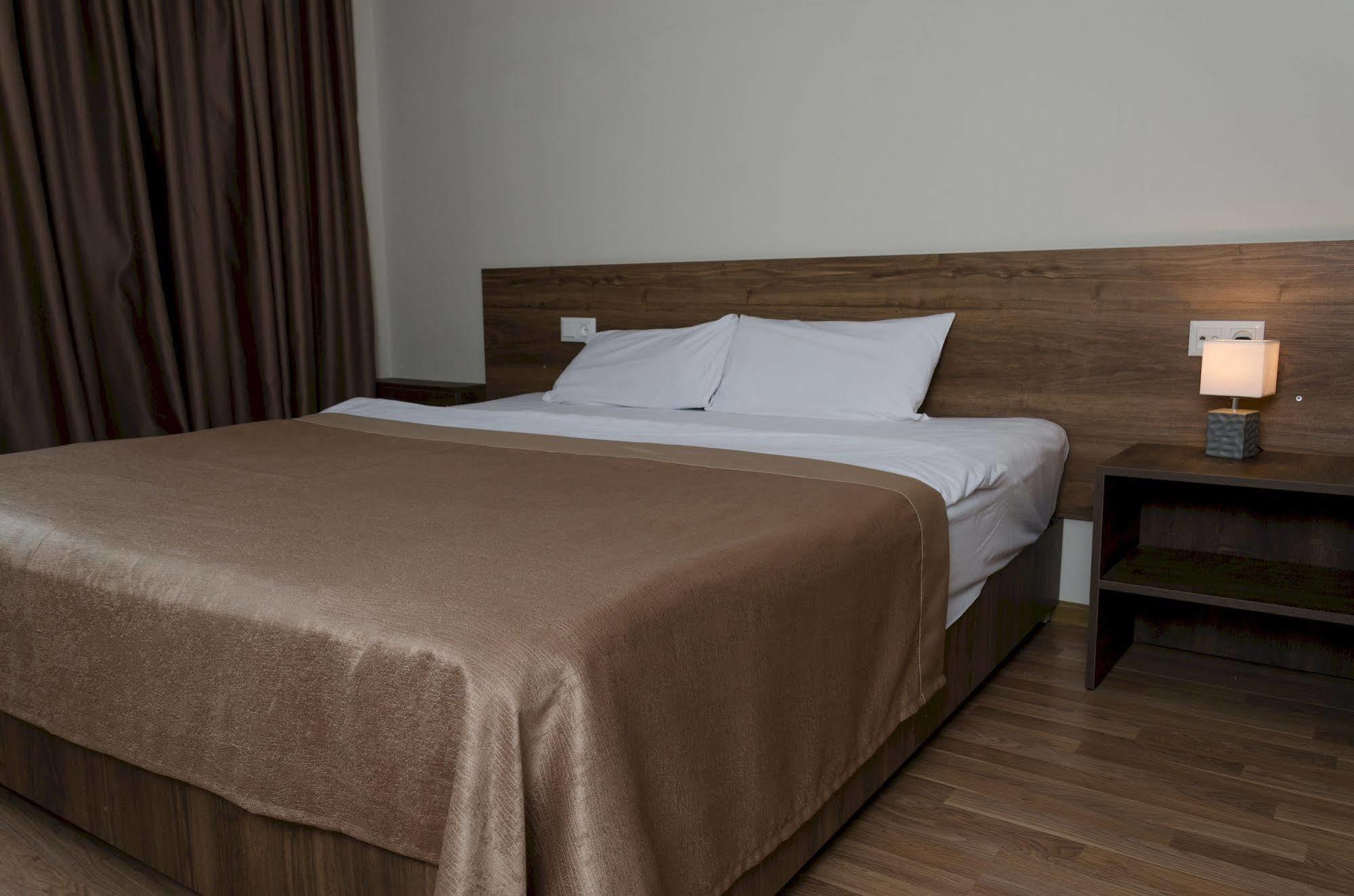 Big Bay Hotel Tbilisi Zewnętrze zdjęcie